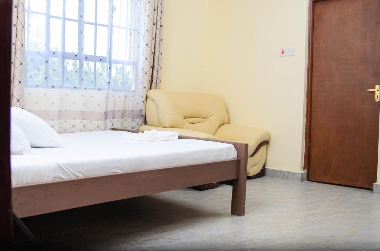 Everlasting Gardens Bed & Breakfast Kitui Exterior photo