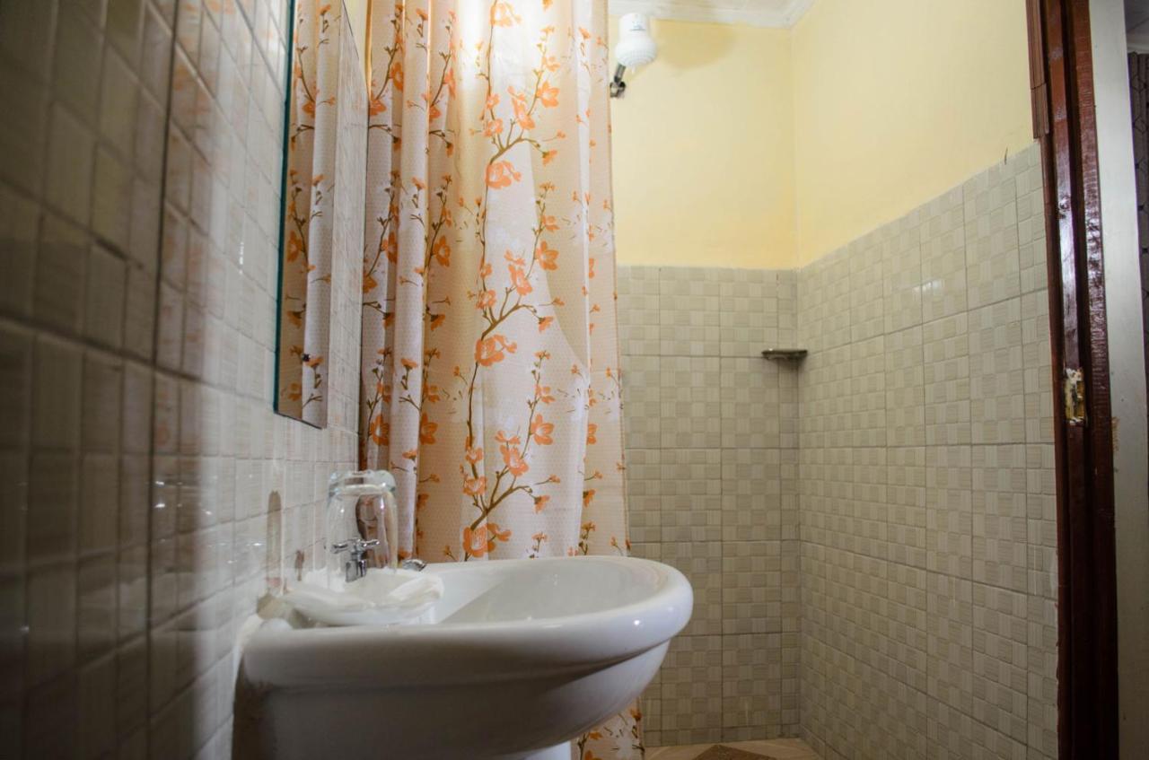 Everlasting Gardens Bed & Breakfast Kitui Exterior photo